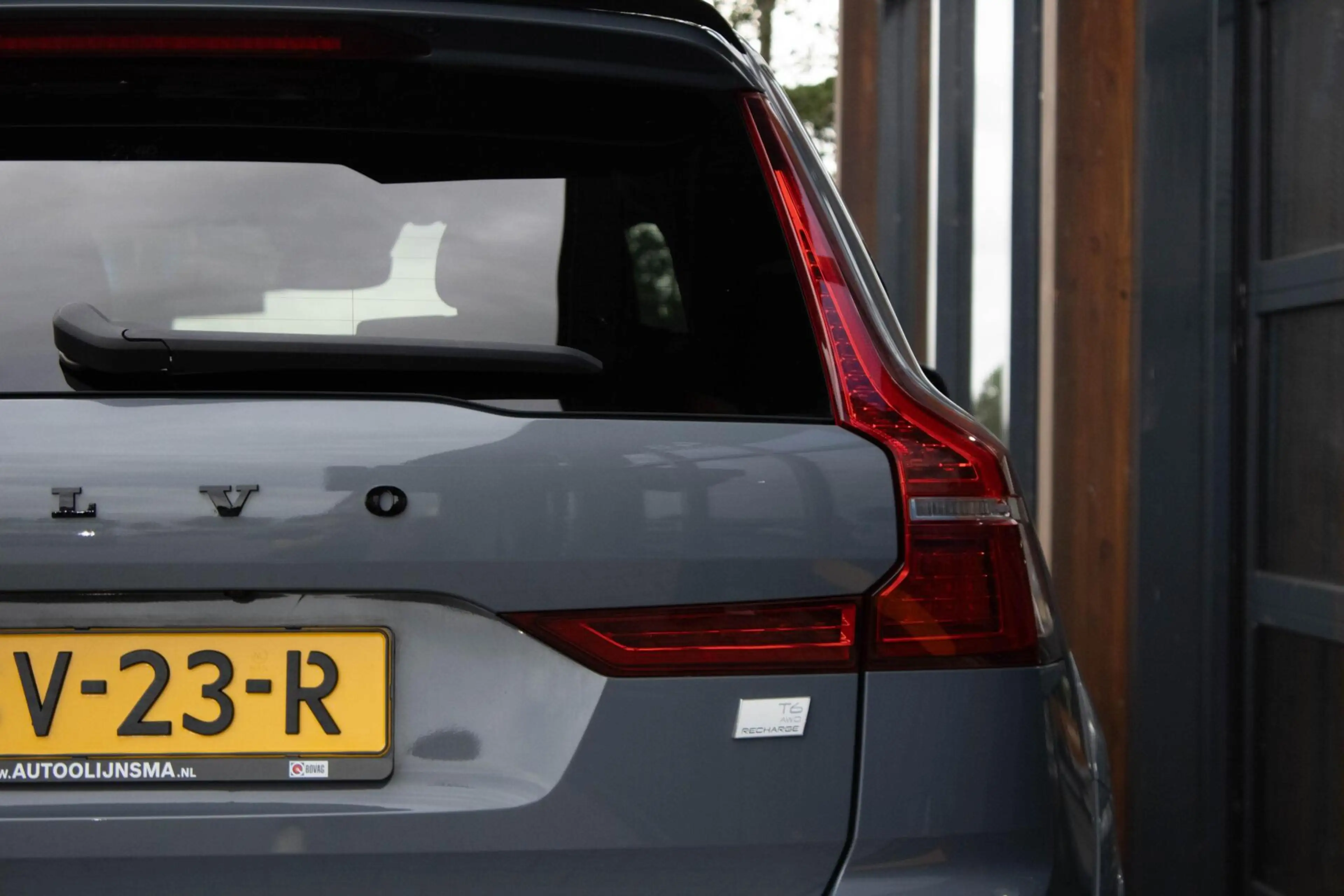 Volvo XC60 2.0 T6 PHEV AWD Ultimate Dark Long Range|Maxton Bo — photo 17