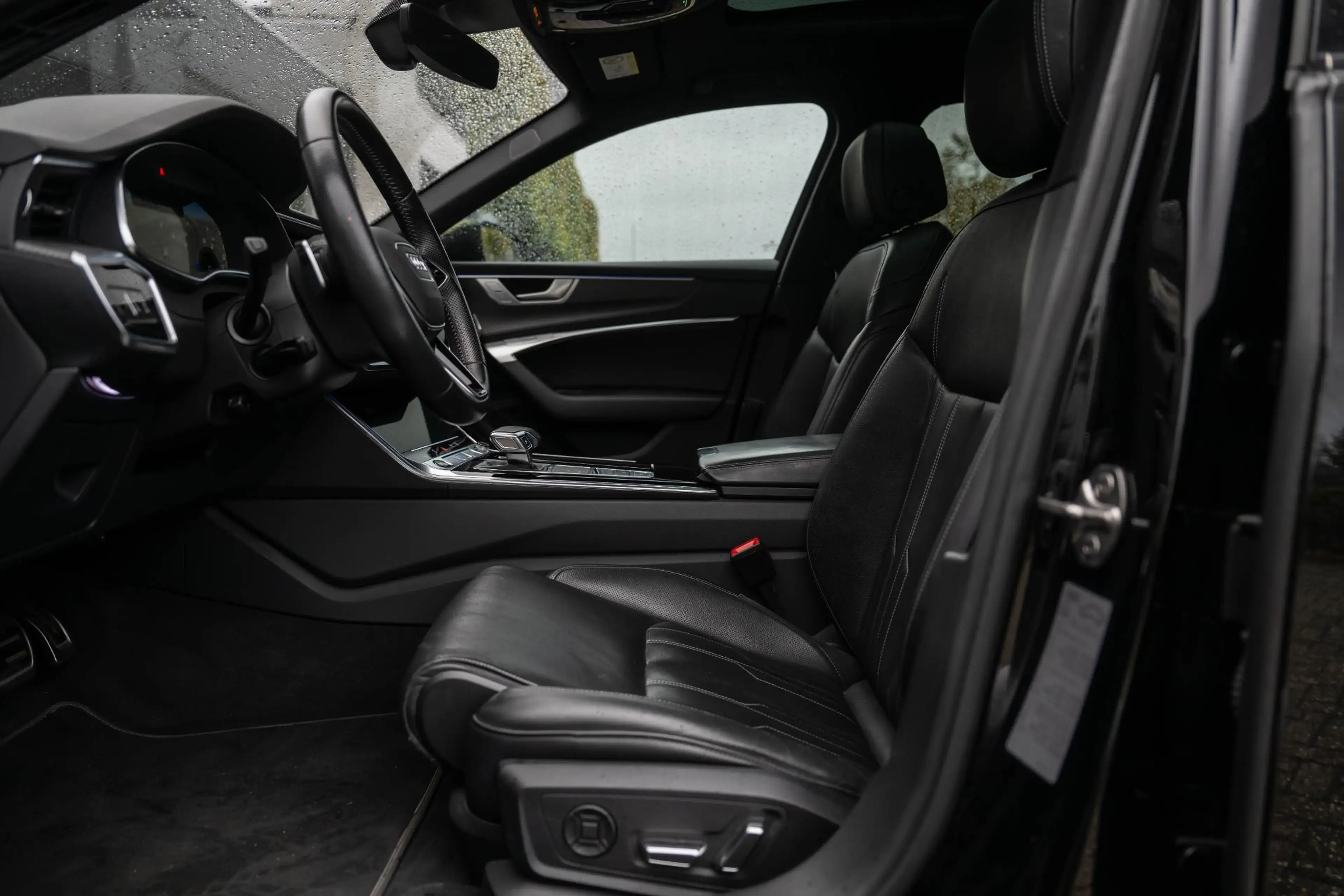 Audi A6 Avant 55 TFSI e quattro Competition S6 Style Deale — photo 18