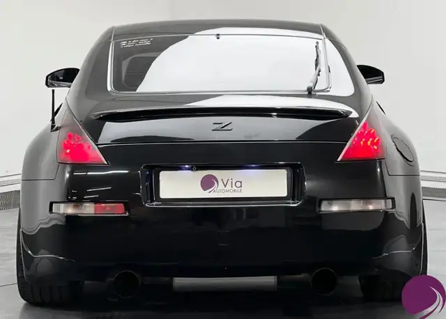 Nissan 350z view 7