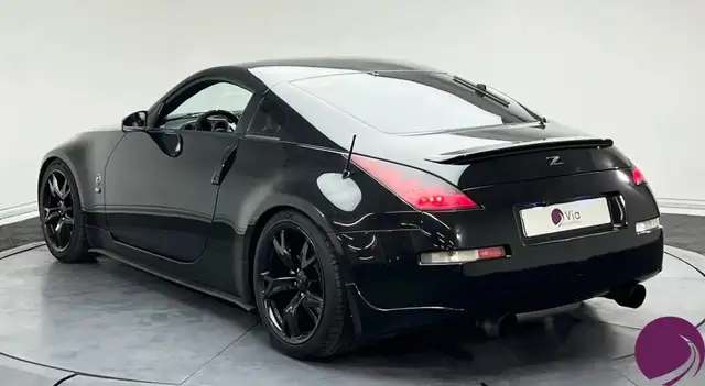 Nissan 350z view 8