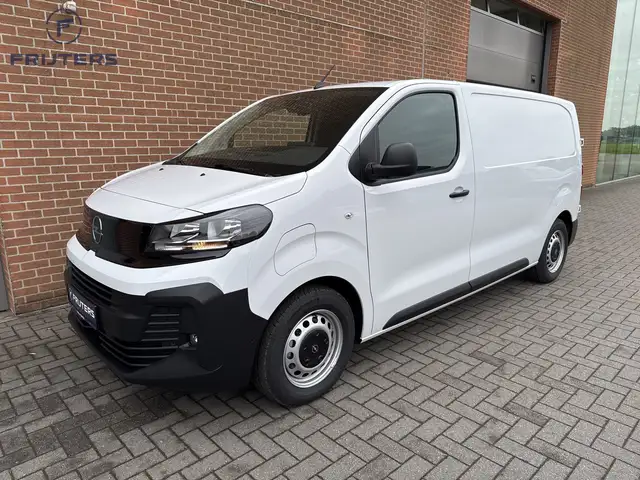 Opel Vivaro-e L2H1 75kWh 136pk