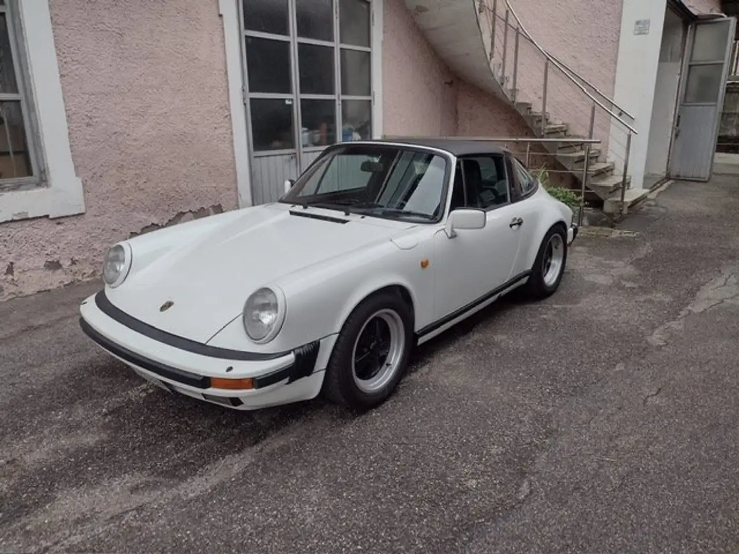 Porsche 911 CARRERA 3.2 TARGA 235 CV Bianco - 1