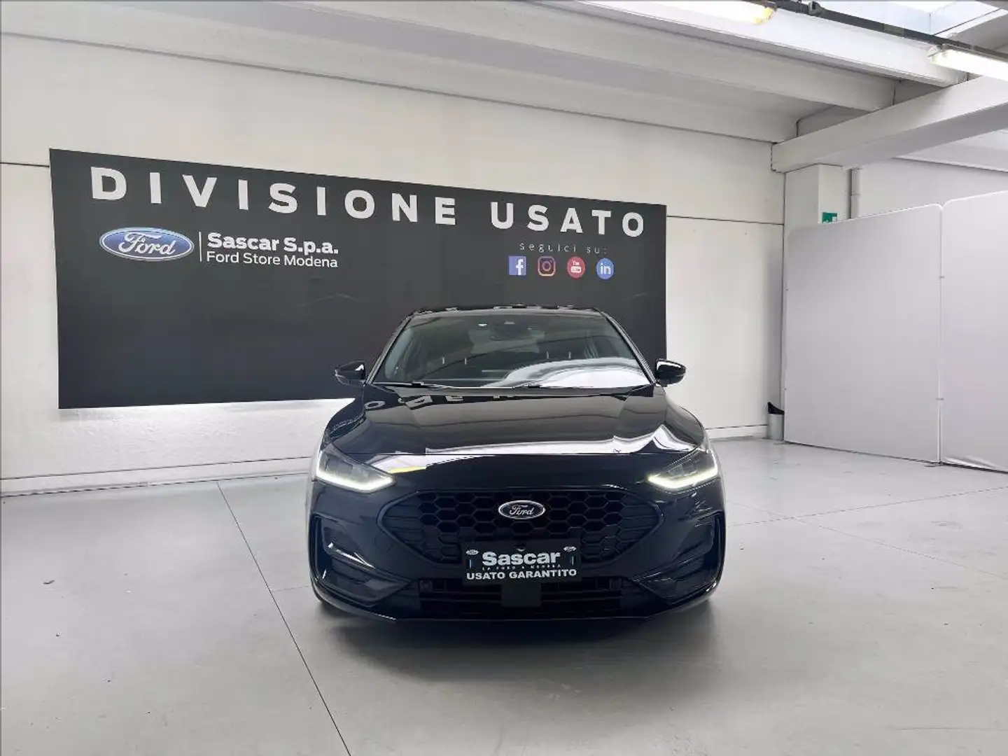 Ford Focus 1.5ecoblue ST-Line 120cv auto+WINTER P.+ COPILOT P Nero - 2