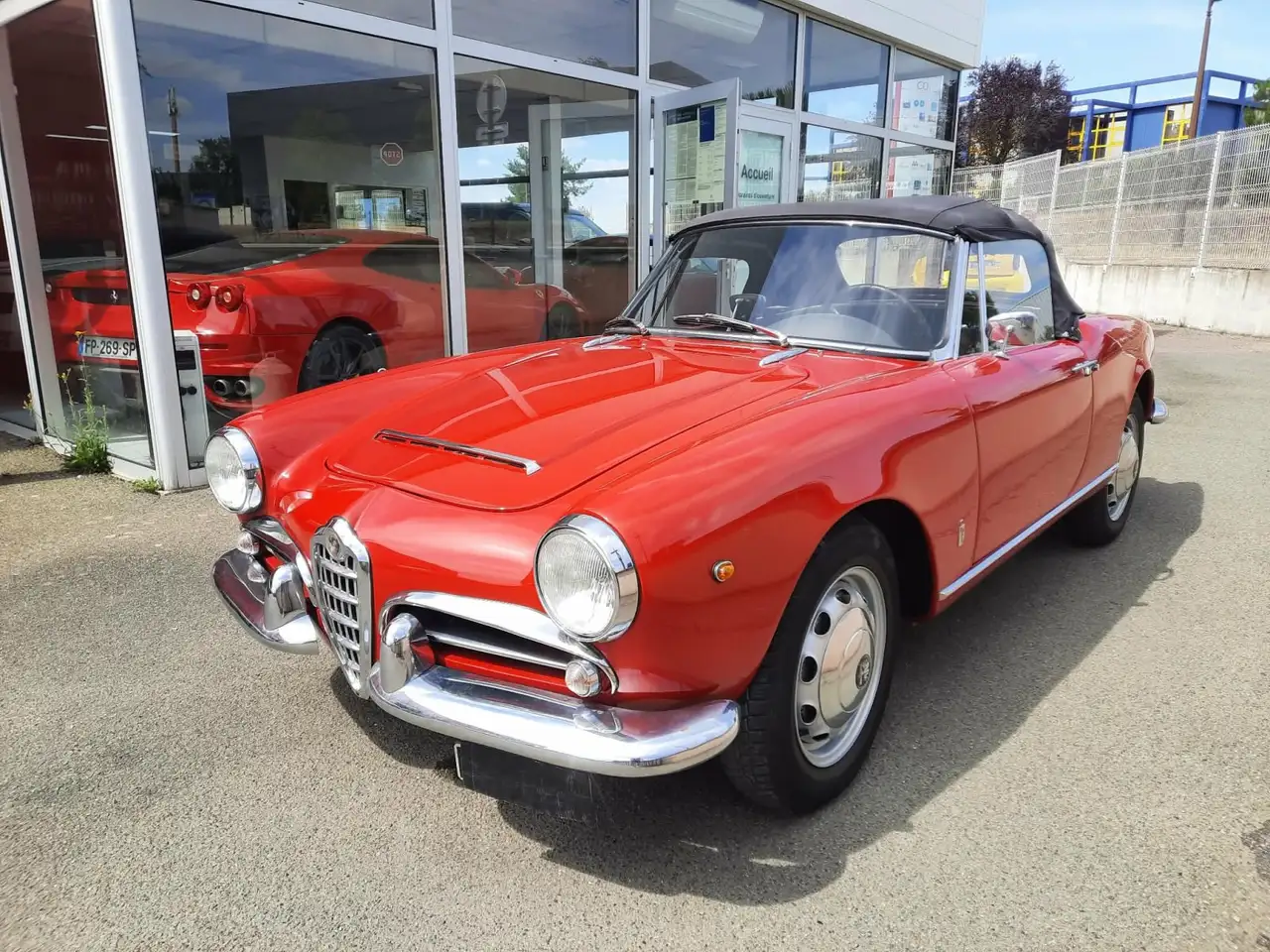Alfa Romeo Giulia Spider 1600, foto 2