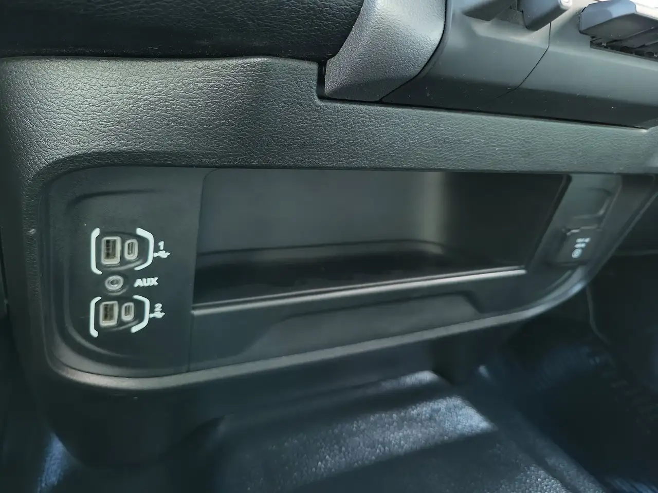 RAM 3500 снимка RAM 3500