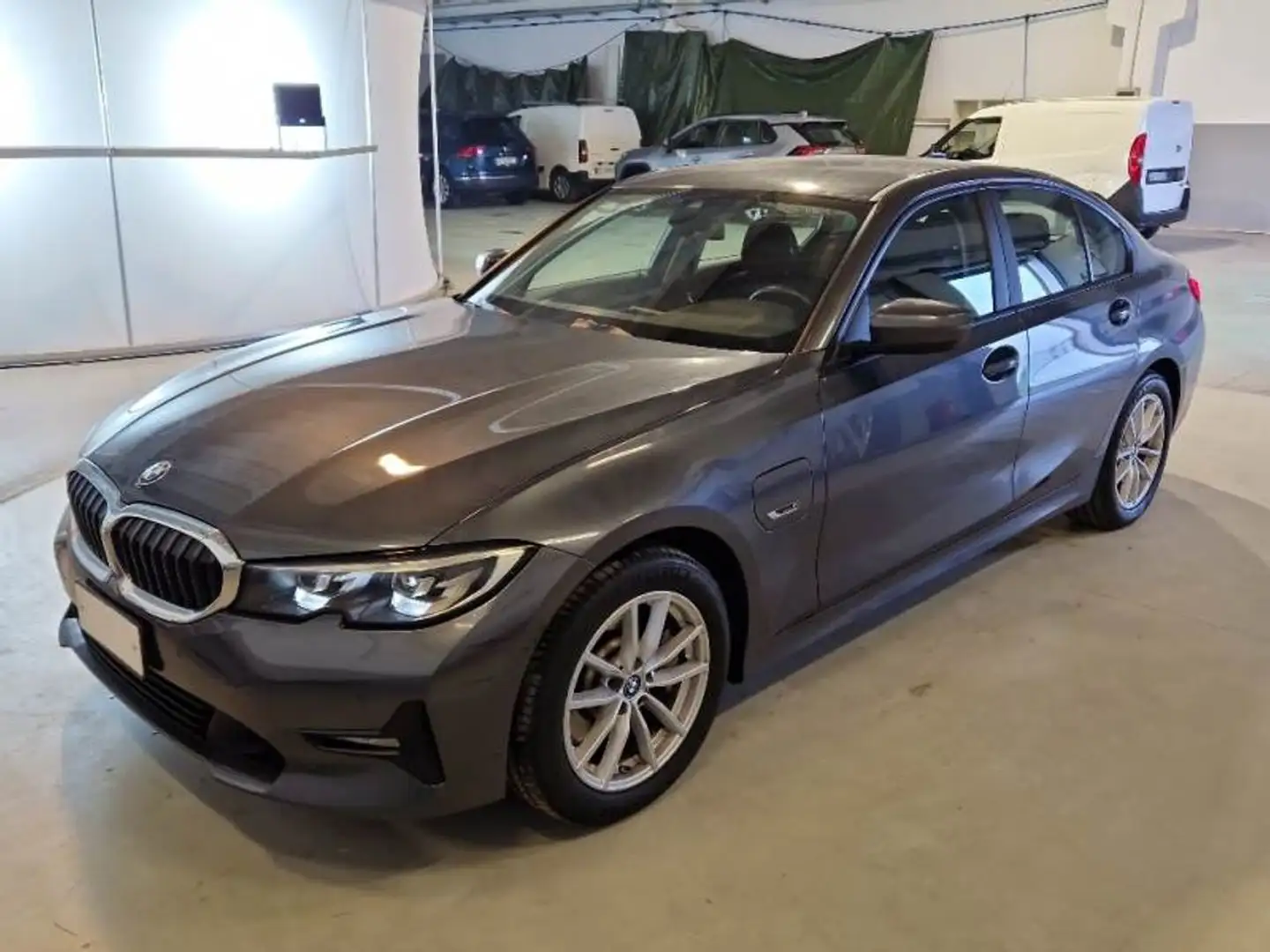 BMW 330 330e Gris - 2