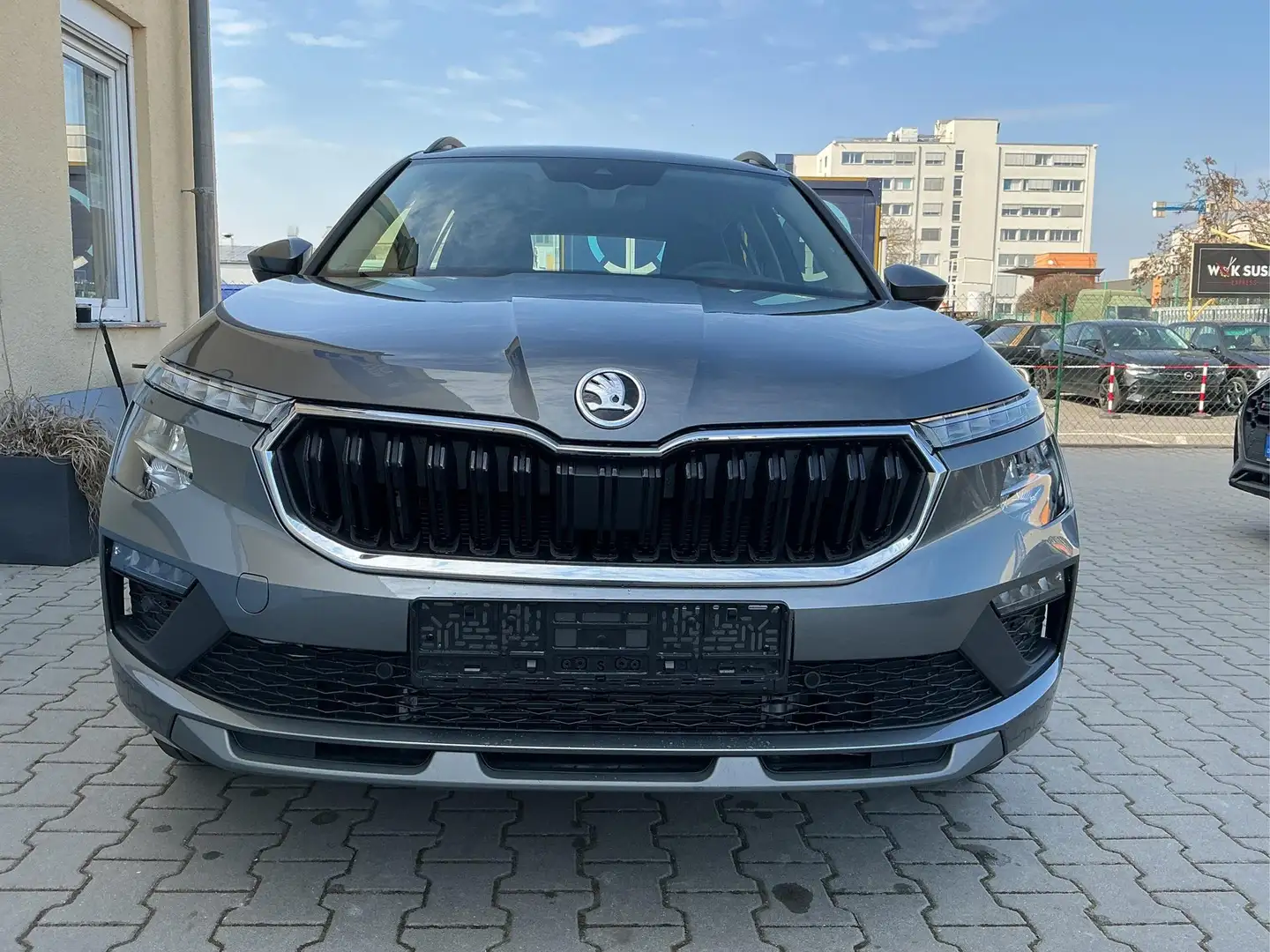 Skoda Kamiq Classic 5J. Garantie AHK Sitzheizung vorn Virtu... Grau - 2