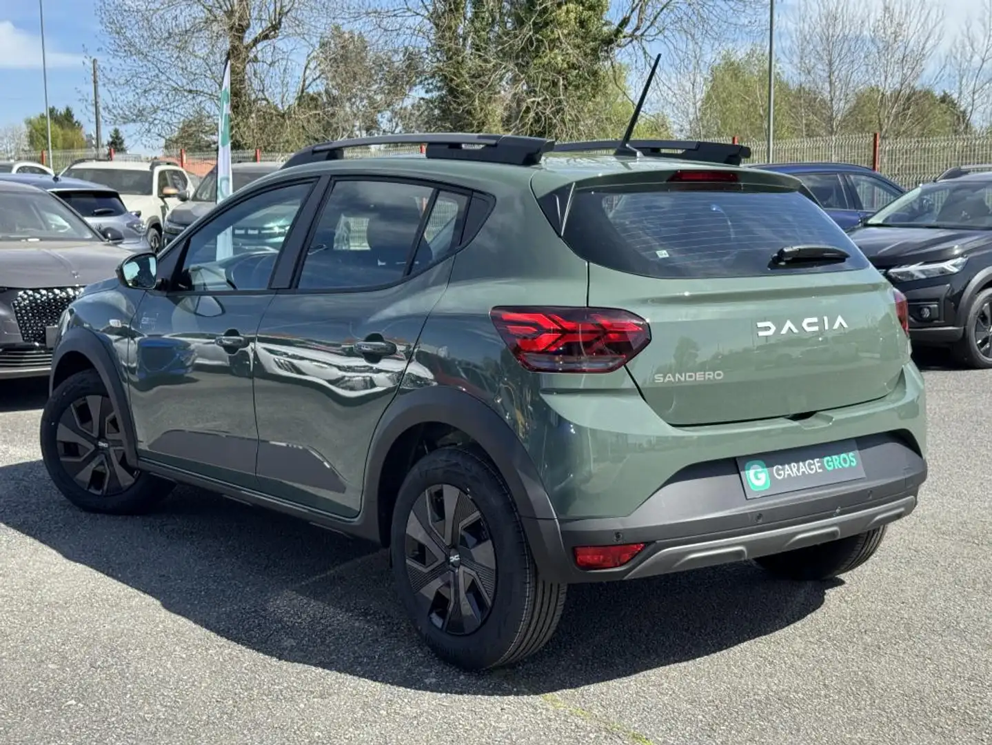 Dacia Sandero ECO-G 100 GSR2 Stepway Expression Vert - 2