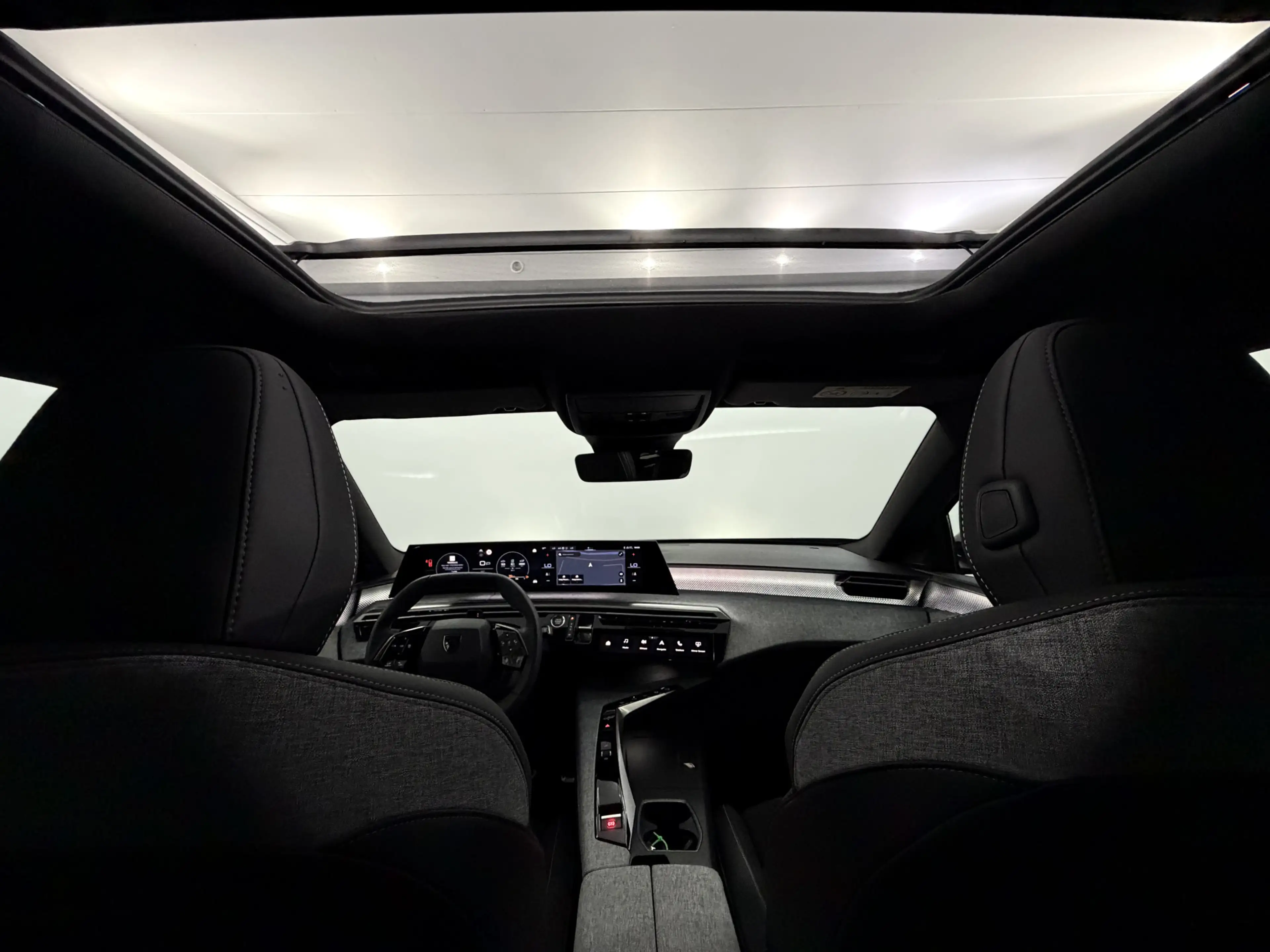 Peugeot 5008 1.2 Hybrid 145 GT Exclusive 7p Panoramadak, 360 Ca — photo 14