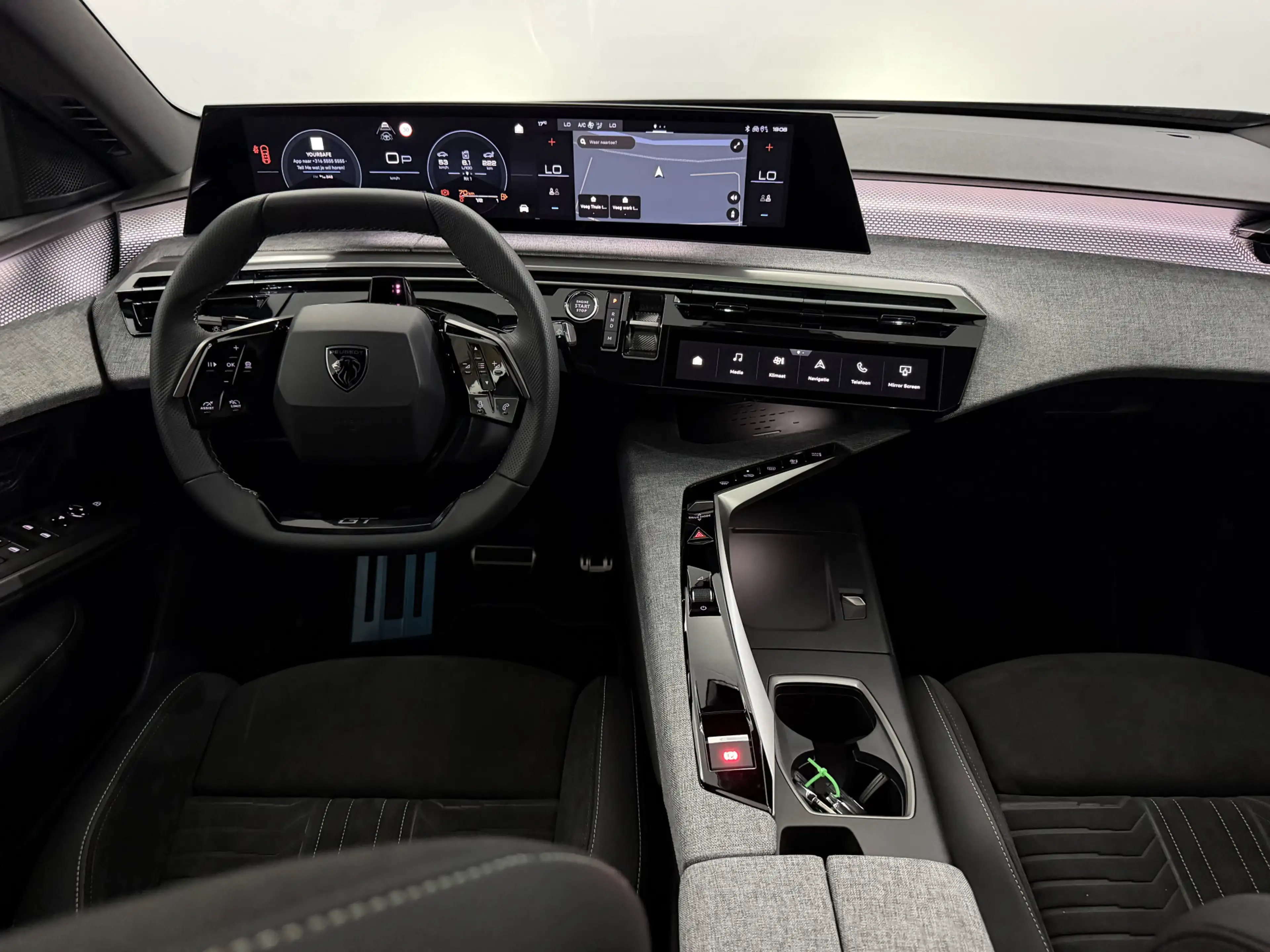 Peugeot 5008 1.2 Hybrid 145 GT Exclusive 7p Panoramadak, 360 Ca — photo 15