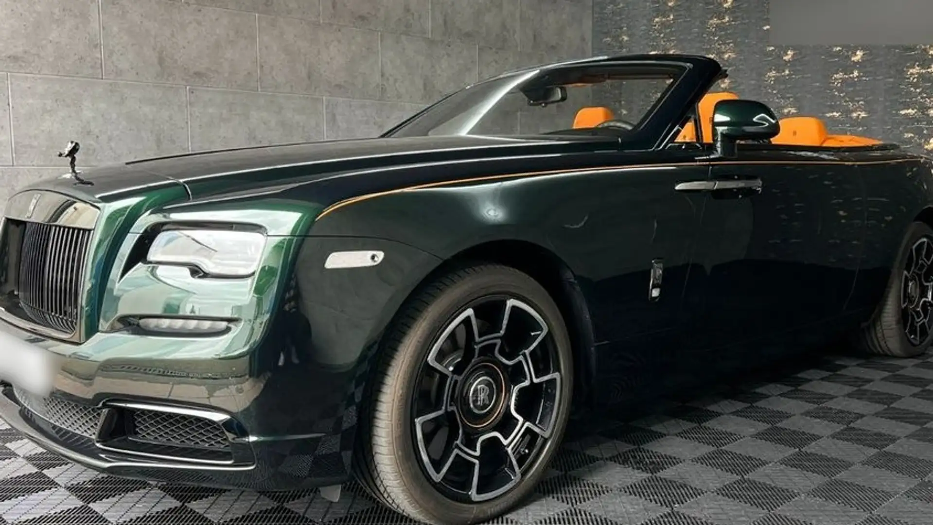 Rolls-Royce Dawn 6.6 V12 Зелений - 2
