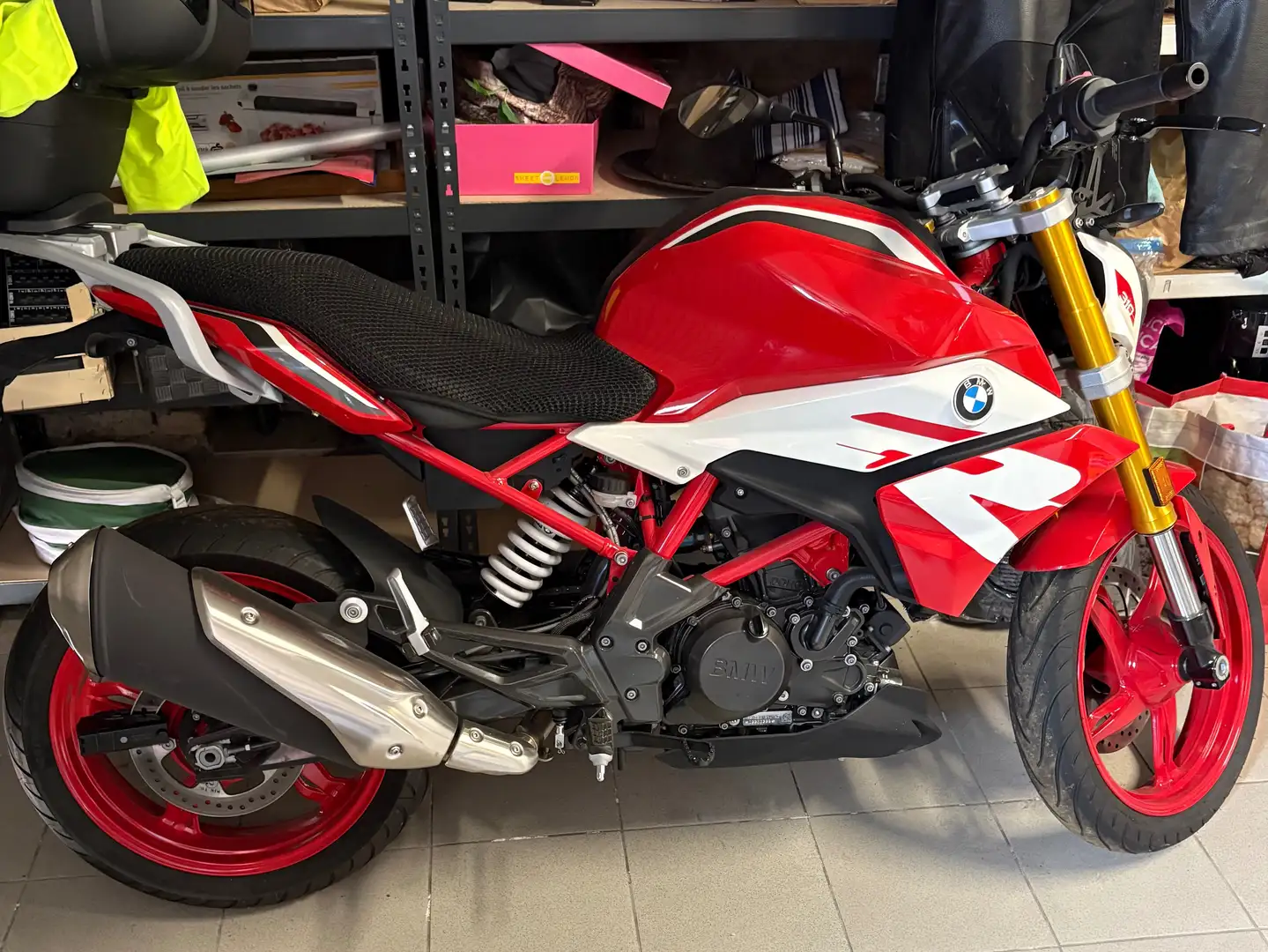 BMW G 310 R Červená - 2