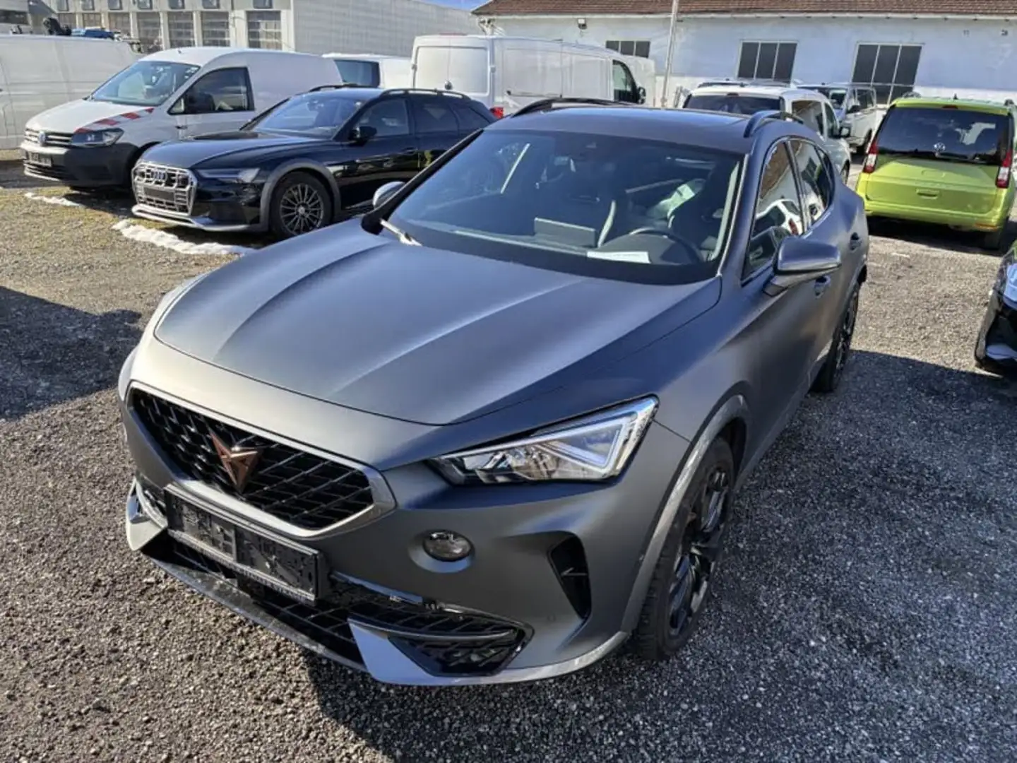 CUPRA Formentor VZ 2.0 TSI 310 PS DSG 4Drive Grau - 1