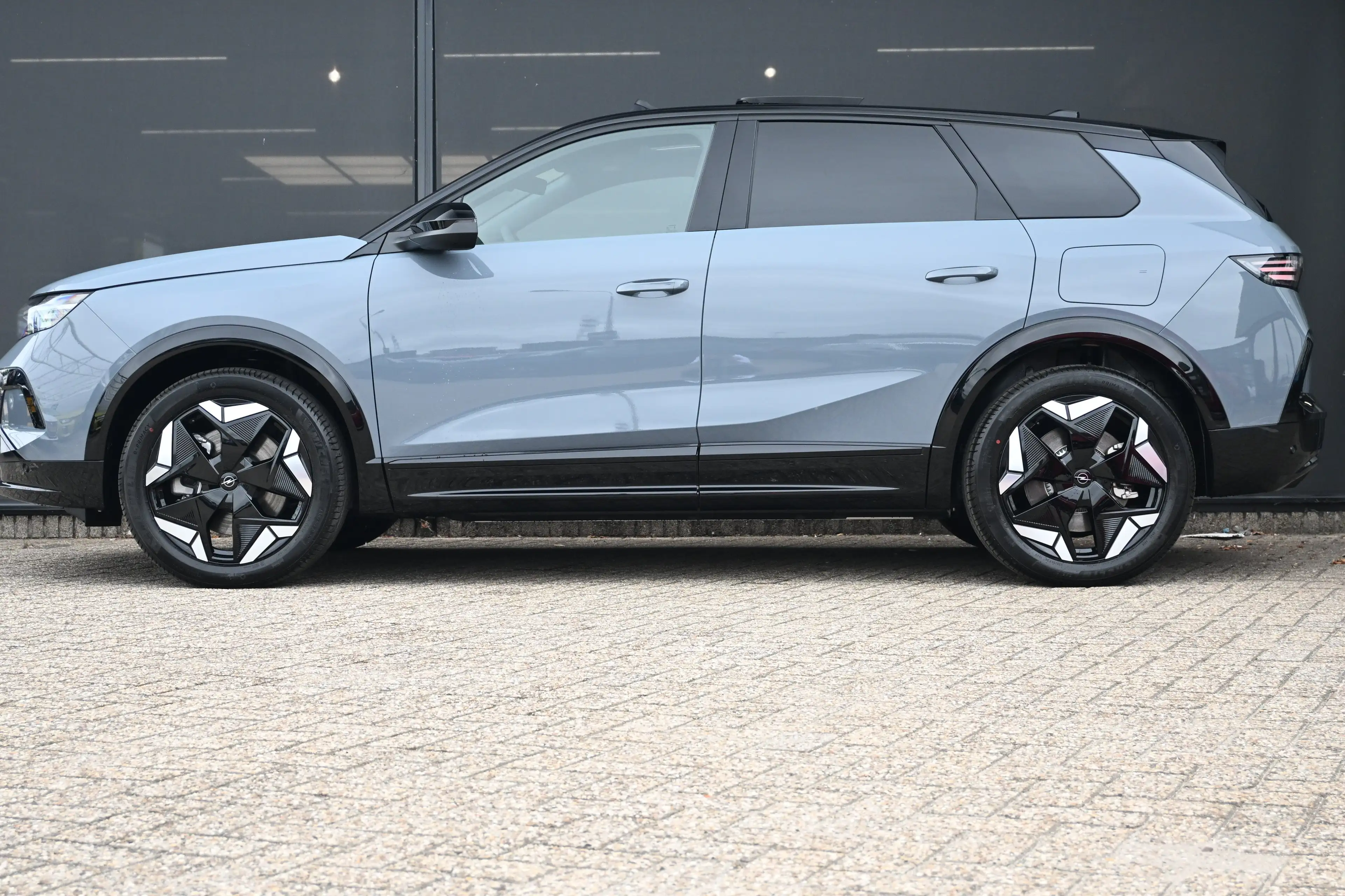 Opel Grandland Electric Ultimate AWD 73 kWh 325pk Tot 8 Jaar Gara — photo 3