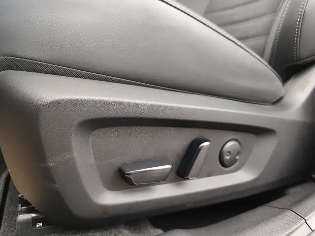 Mitsubishi Outlander 2,4 PHEV S-AWC Intense Ansicht 8