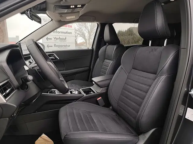 Mitsubishi Outlander 2,4 PHEV S-AWC Intense Ansicht 7