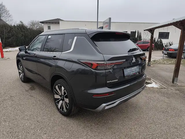 Mitsubishi Outlander 2,4 PHEV S-AWC Intense Ansicht 6