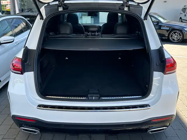 Mercedes-Benz GLE view 8