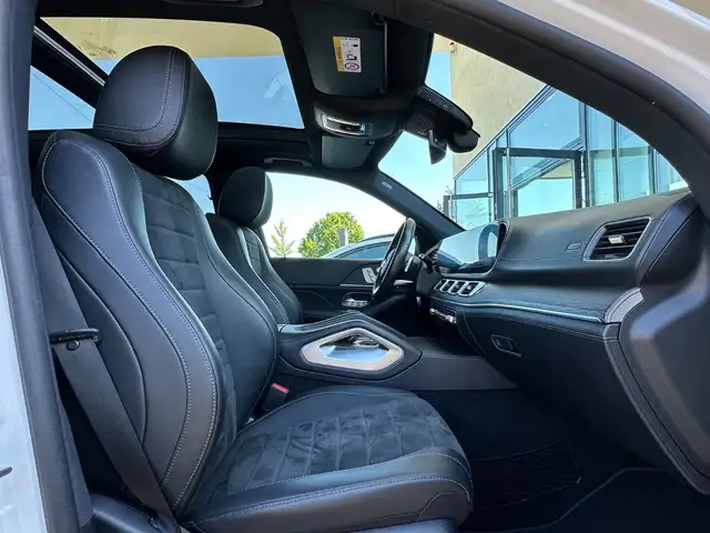 Mercedes-Benz GLE view 16