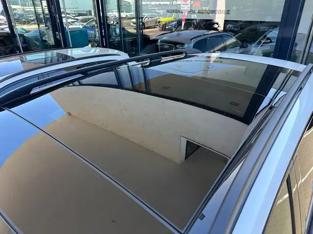 Mercedes-Benz GLE view 11