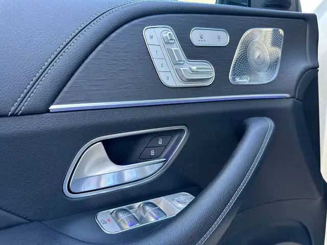 Mercedes-Benz GLE view 20