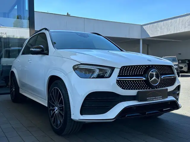 Mercedes-Benz GLE view 2