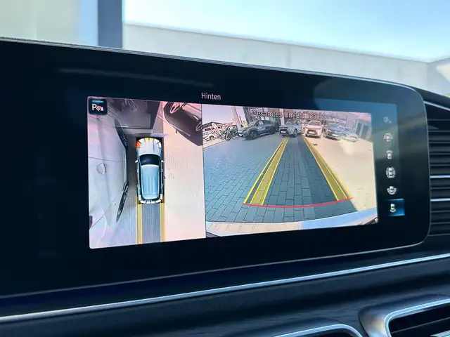 Mercedes-Benz GLE view 30