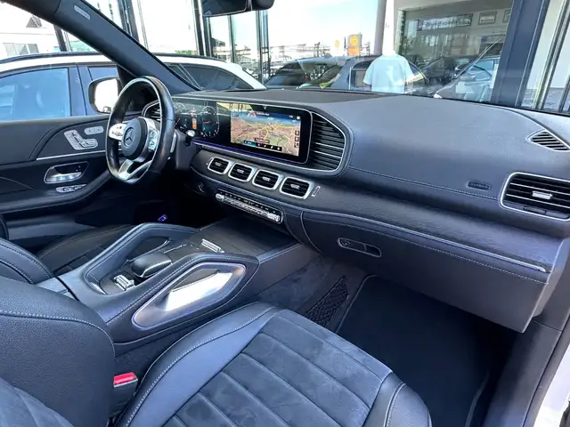 Mercedes-Benz GLE view 15