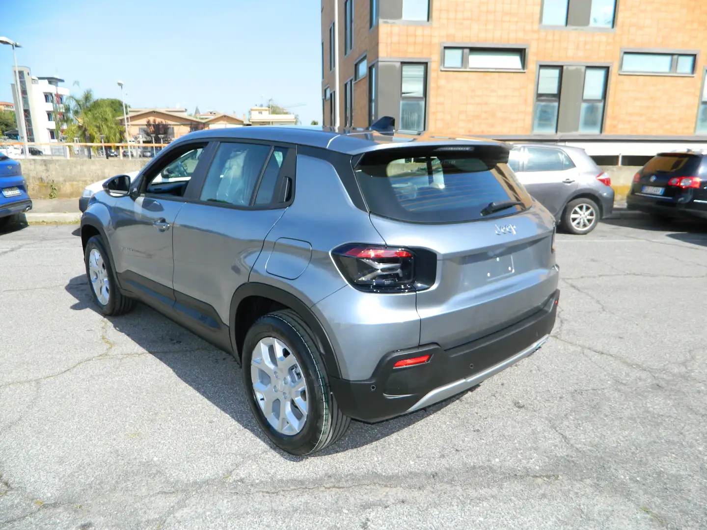Jeep Avenger 1.2 T E-HYBRID ALTITUDE 100CV EDCT6 - KM ZERO ITA Rosso - 1