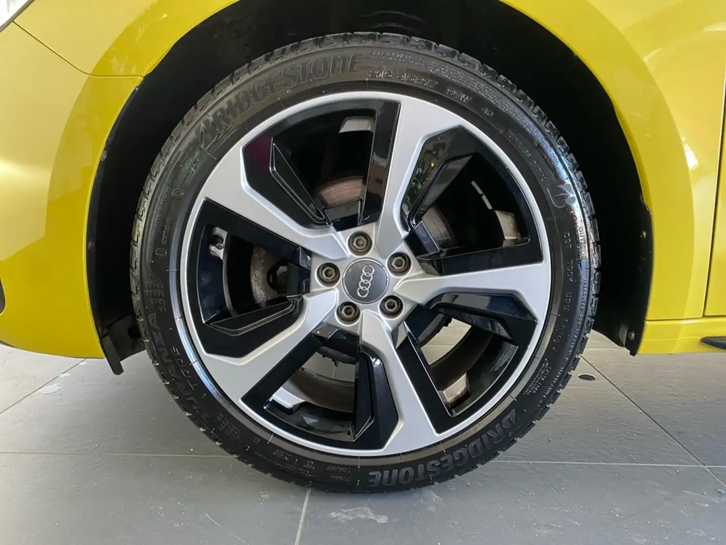 Audi A1 Sportback 35 TFSI advanced S line LED+PRIVACY Gelb - 2