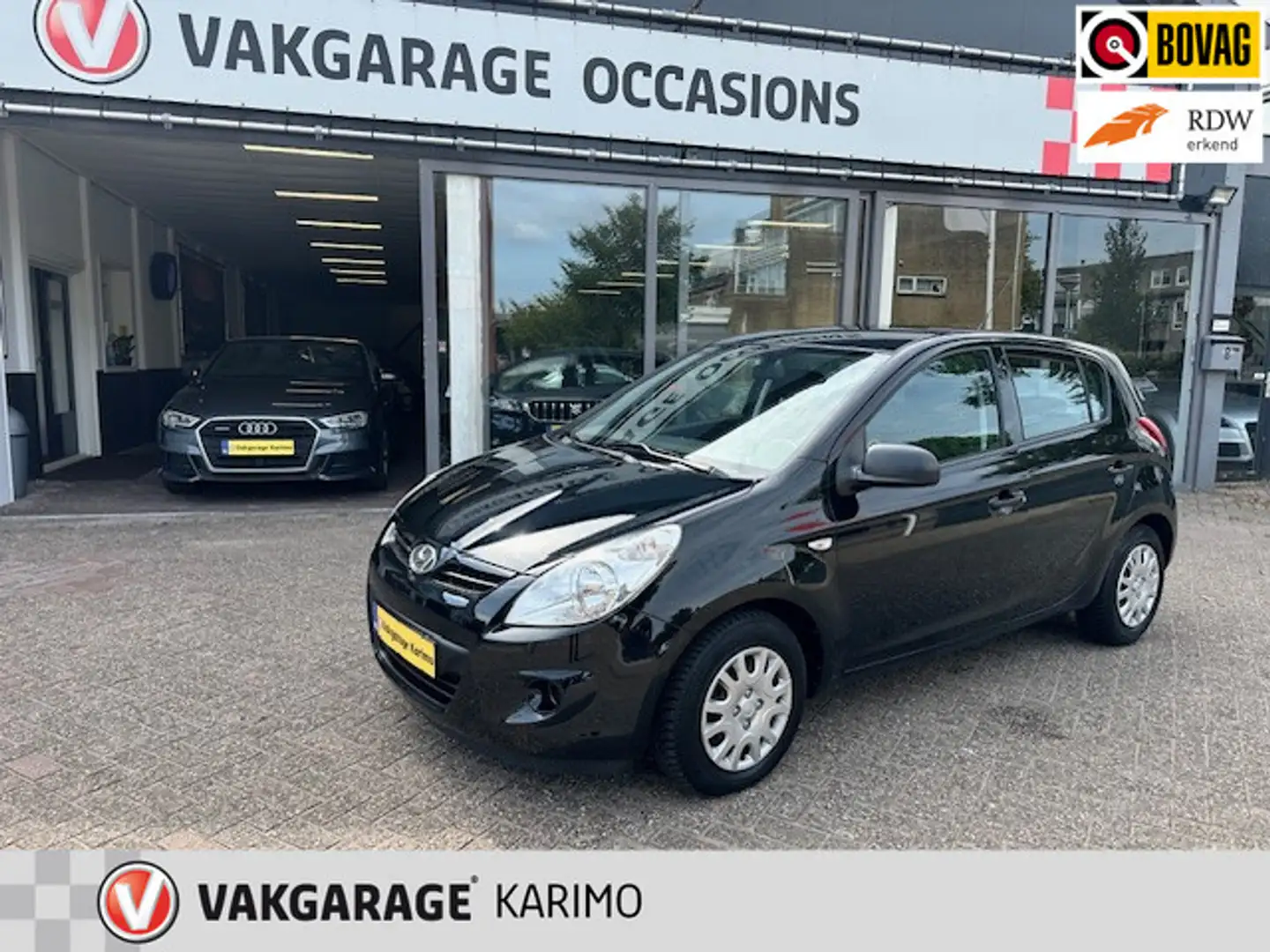 Hyundai i20 1.2i i-Drive Zwart - 1