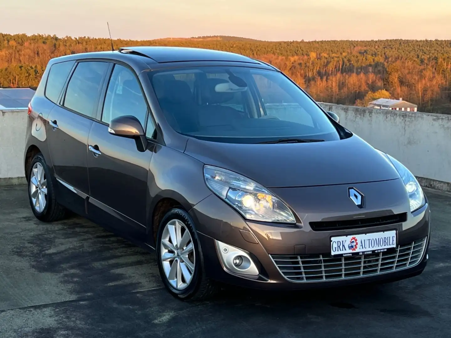 Renault Grand Scenic Automatik Luxe Panorama Leder AHK Brązowy - 2