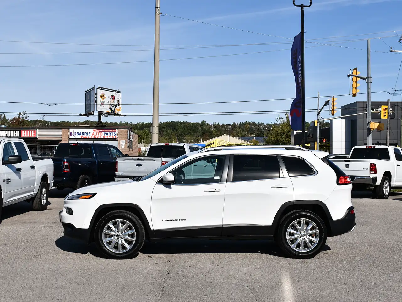 Jeep Cherokee снимка Jeep Cherokee
