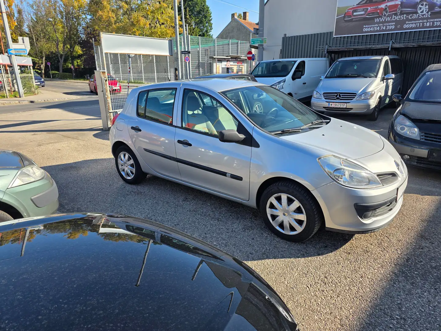 Renault Clio Expression 1.2 16V*NEUES Pi+SERVICE Grau - 1