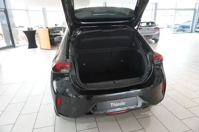 Opel Corsa view 13