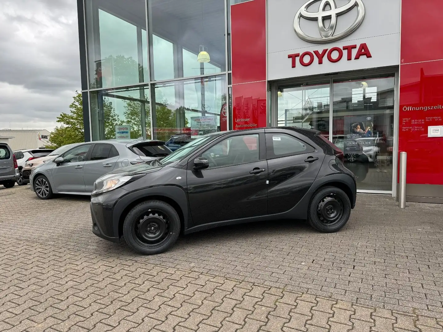 Toyota Aygo X Business Edition **Neuanlieferung** Black - 2