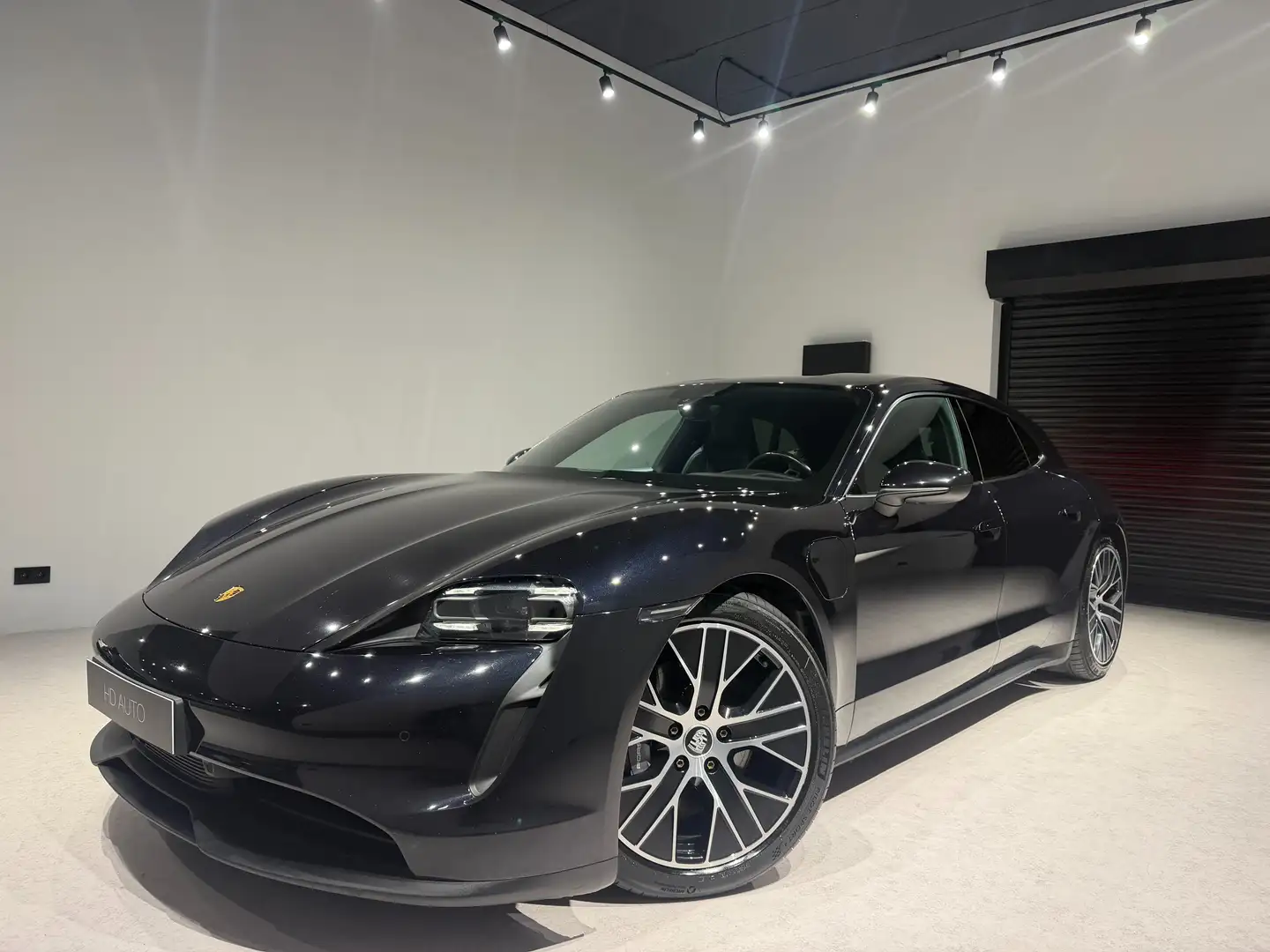 Porsche Taycan Taycan Sport Turismo 93.4 kWh Sport Turismo/BOSE/ Zwart - 2