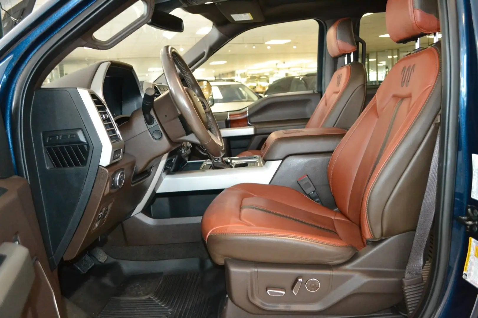 Ford F 150 F-150 FX4- King Ranch 5,0 V8 Super Crew Cab AWD Blau - 2