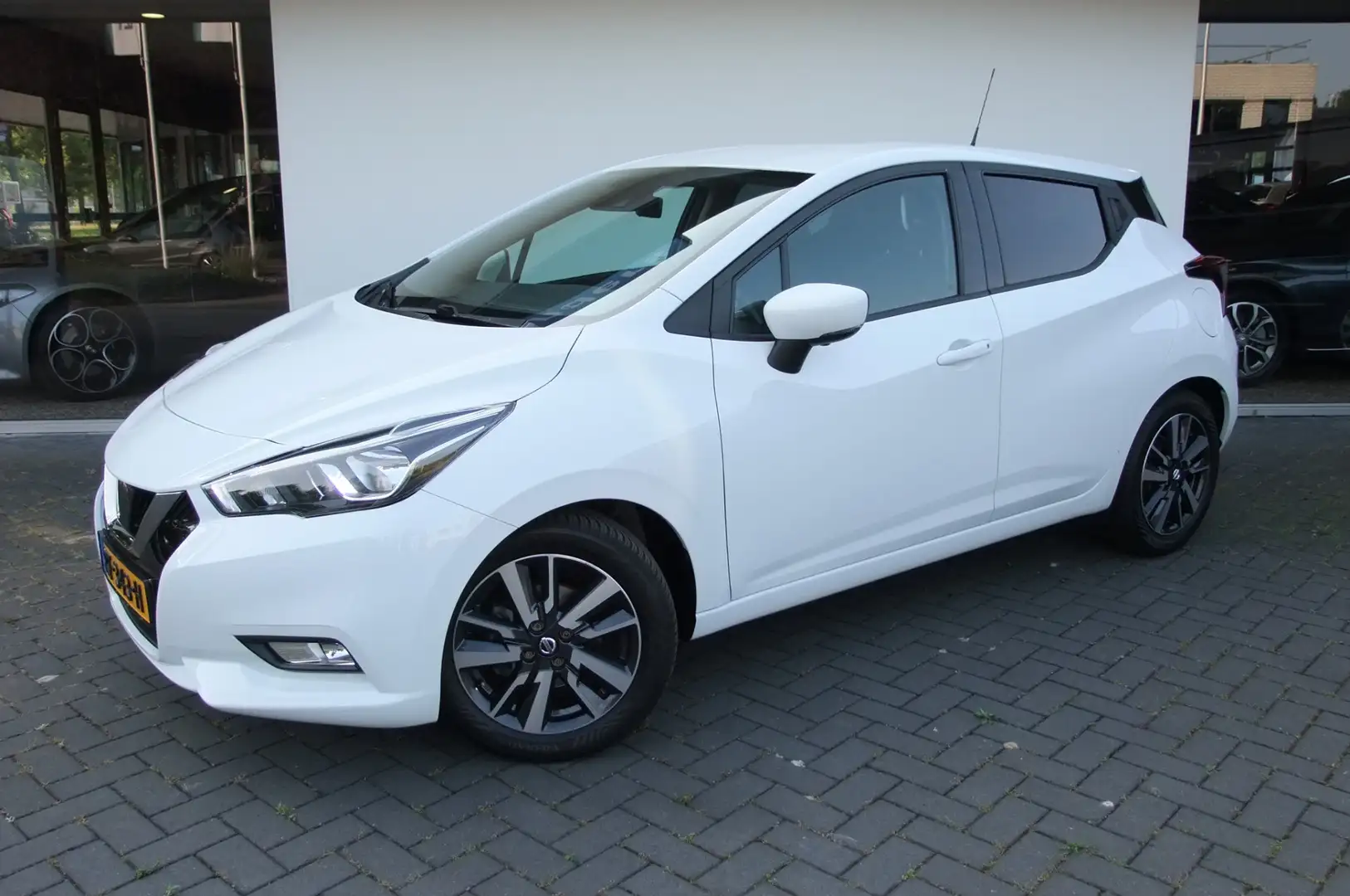 Nissan Micra 0.9 IG-T N-Connecta / Camera/ all-season Wit - 2
