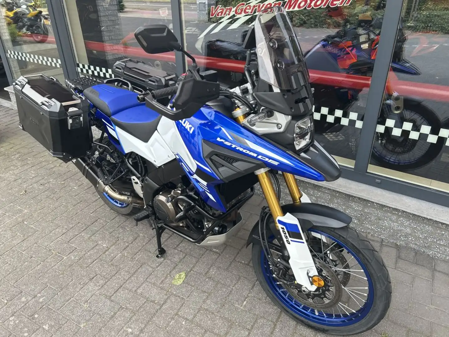 Suzuki V-Strom 1050DE - 2