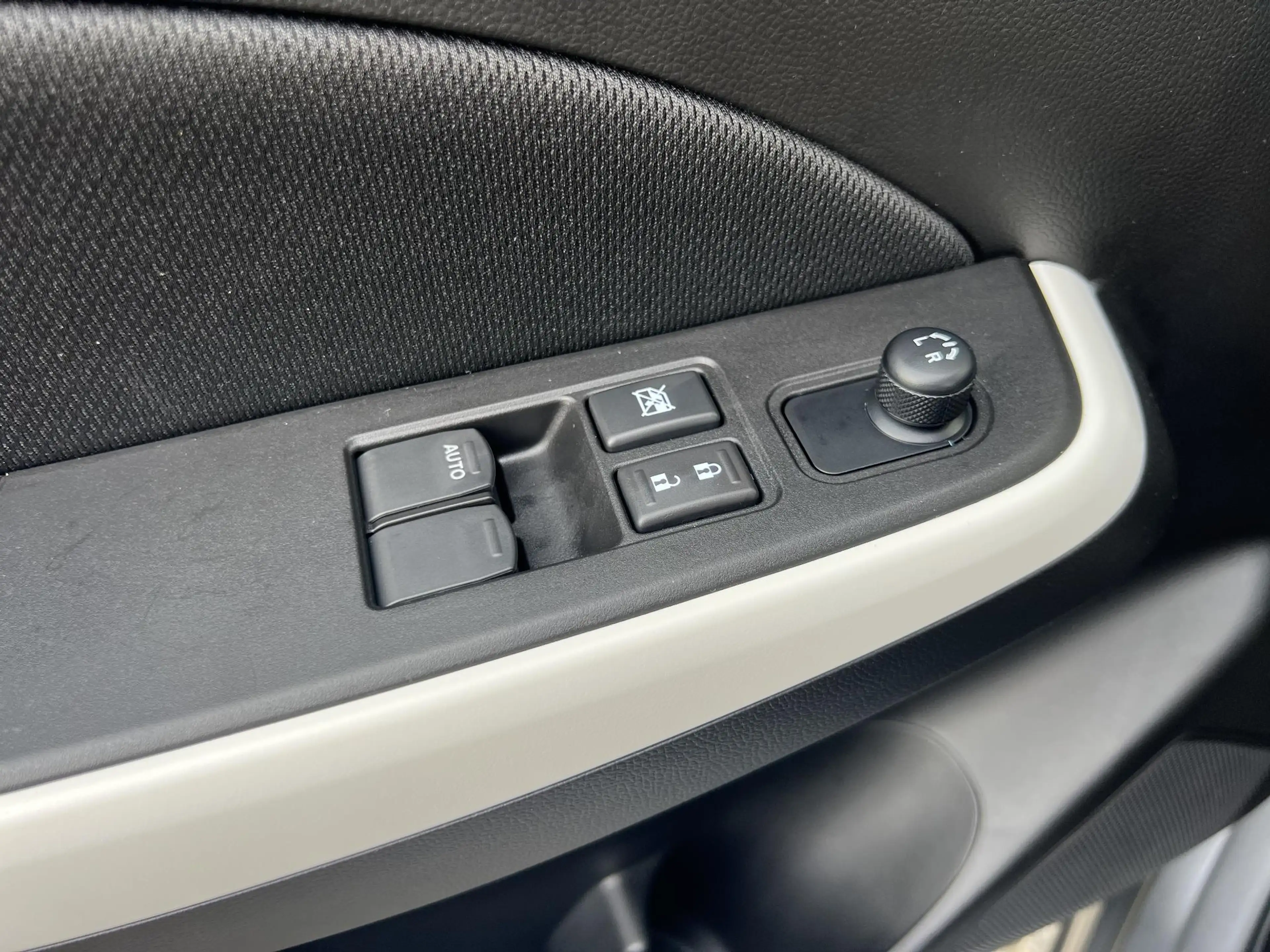 Suzuki Swift 1.2 Select Smart Hybrid | Armsteun | Apple Carplay — photo 14