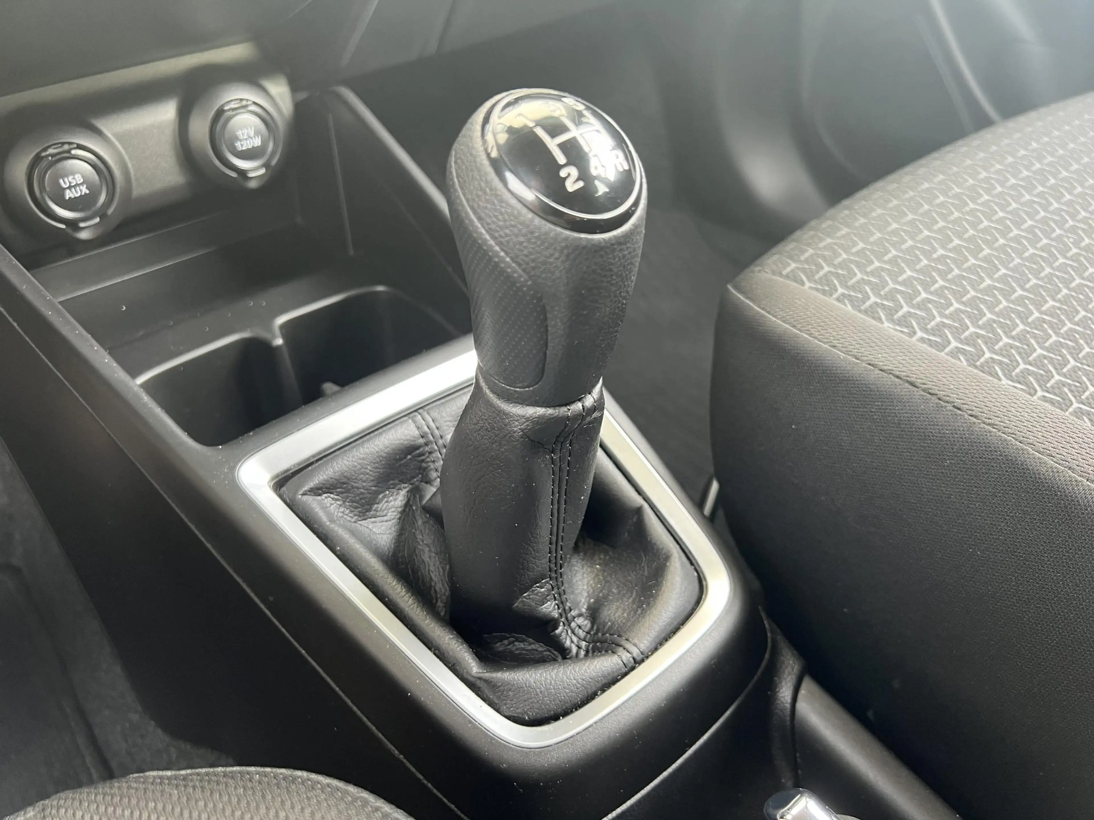Suzuki Swift 1.2 Select Smart Hybrid | Armsteun | Apple Carplay — photo 22