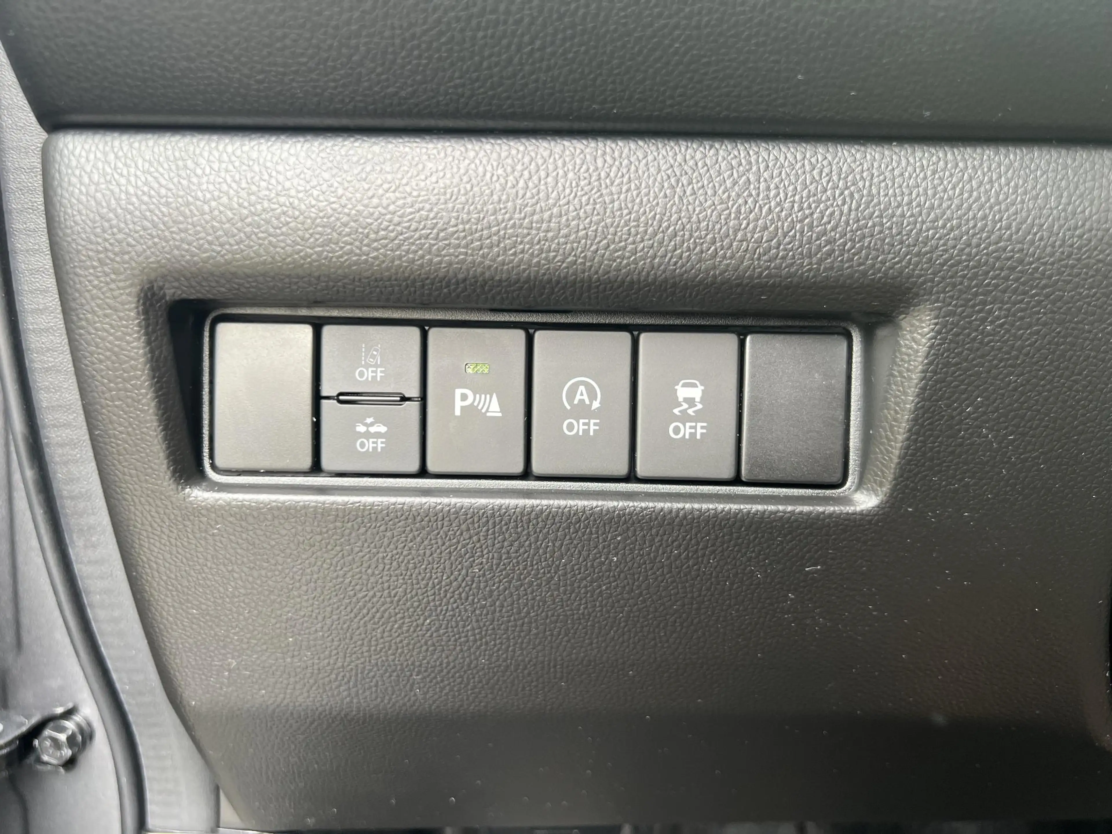 Suzuki Swift 1.2 Select Smart Hybrid | Armsteun | Apple Carplay — photo 15