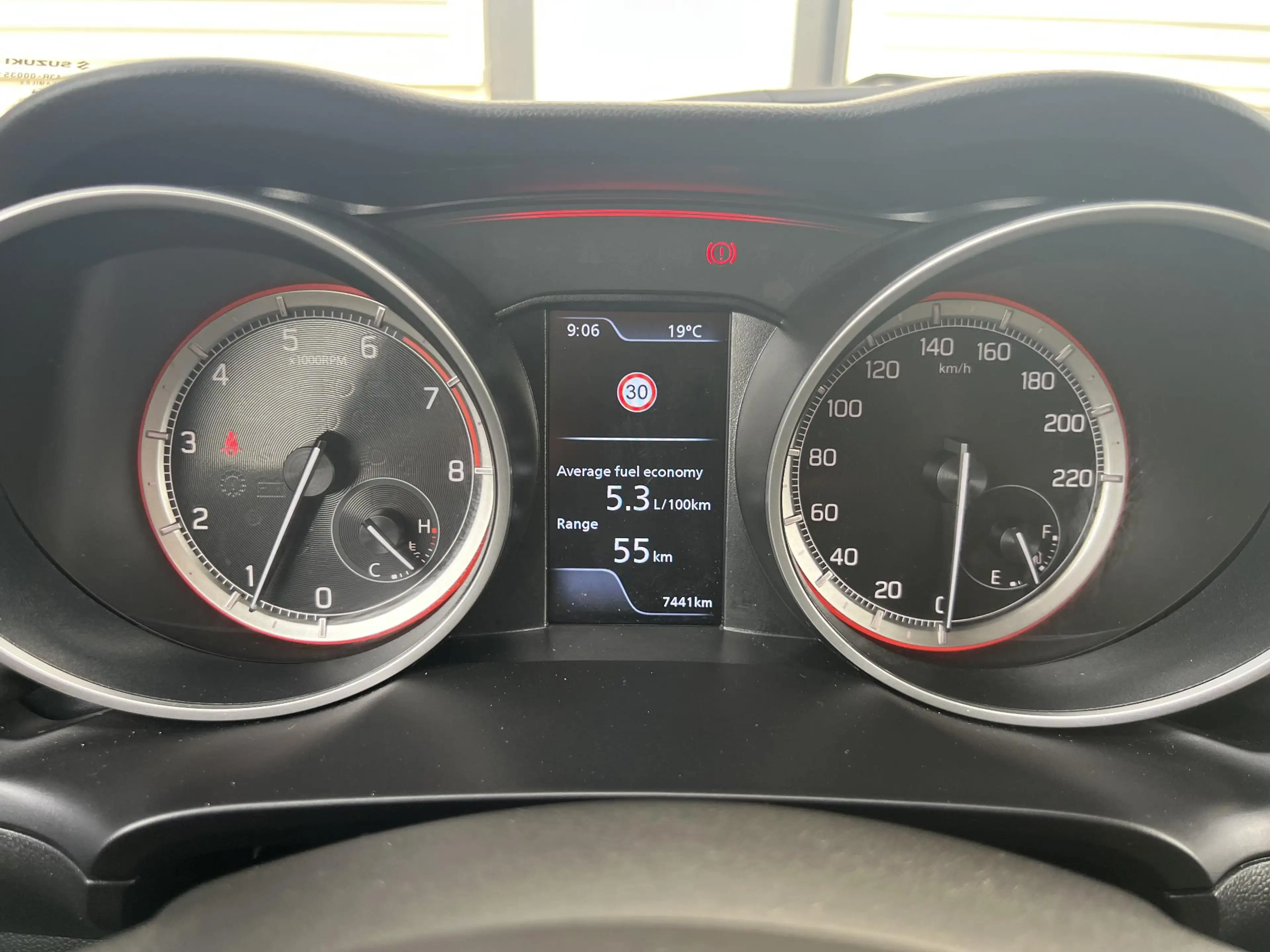 Suzuki Swift 1.2 Select Smart Hybrid | Armsteun | Apple Carplay — photo 20
