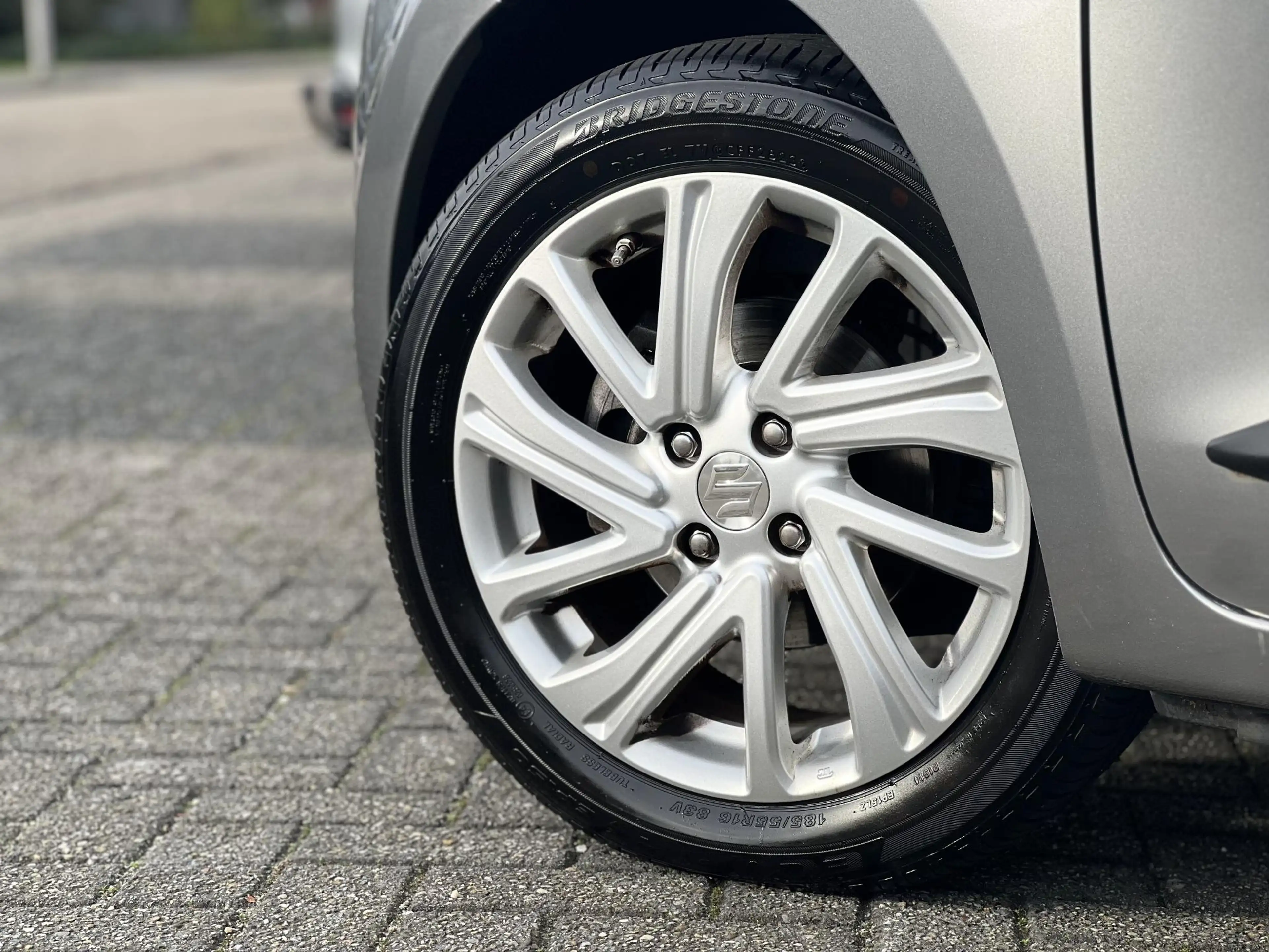 Suzuki Swift 1.2 Select Smart Hybrid | Armsteun | Apple Carplay — photo 7