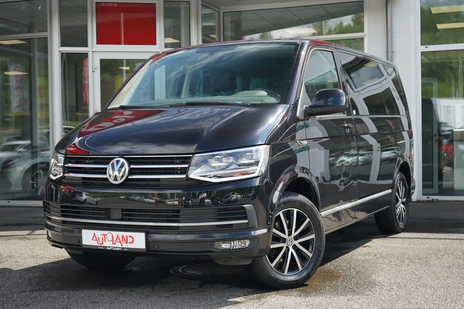 Volkswagen T6 Multivan 2.0 TSI Generation Six LED Navi AHK Noir - 2