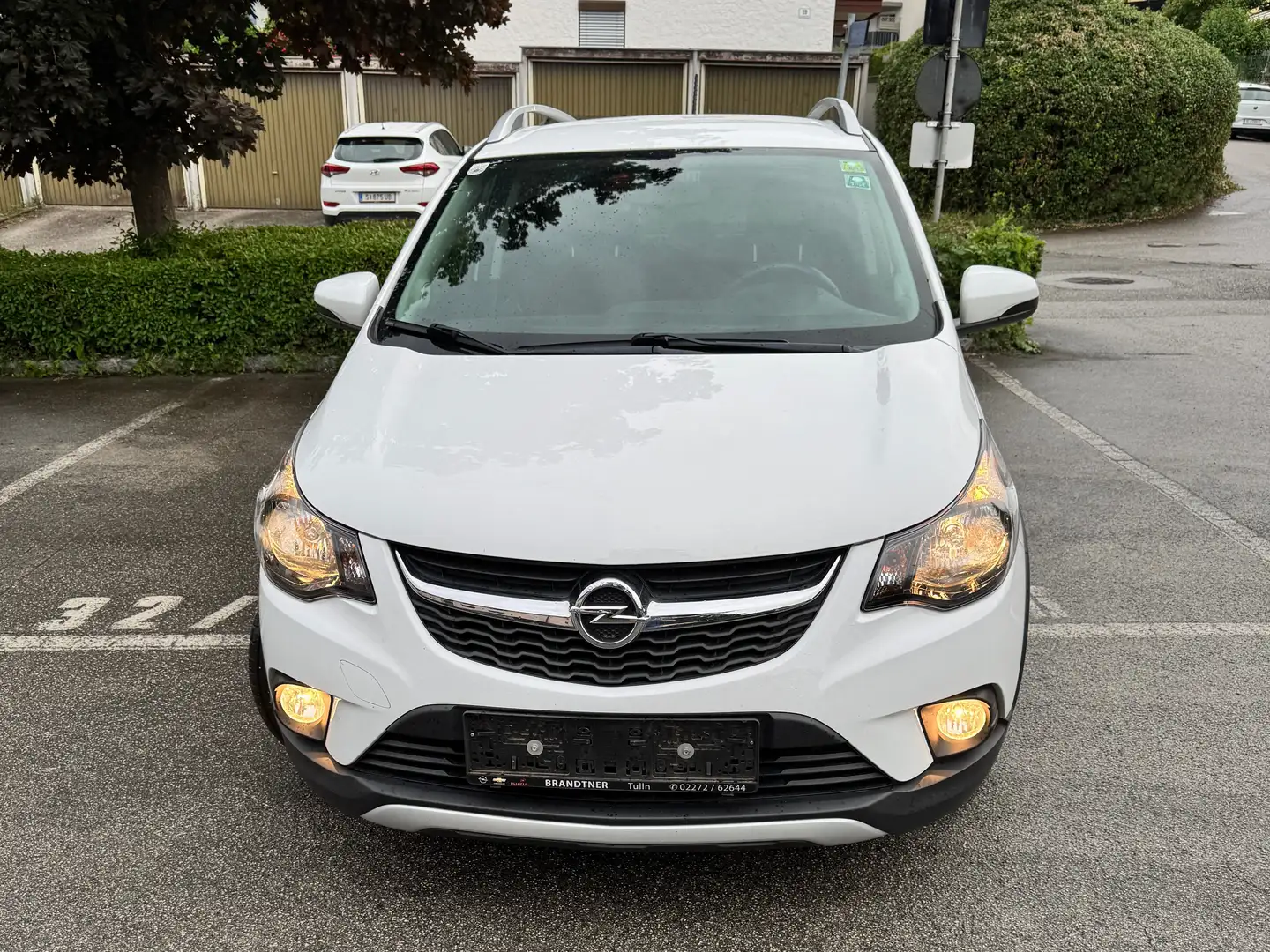 Opel Karl Rocks 1,0 Tolle Ausstattung, jährliche Service Weiß - 2