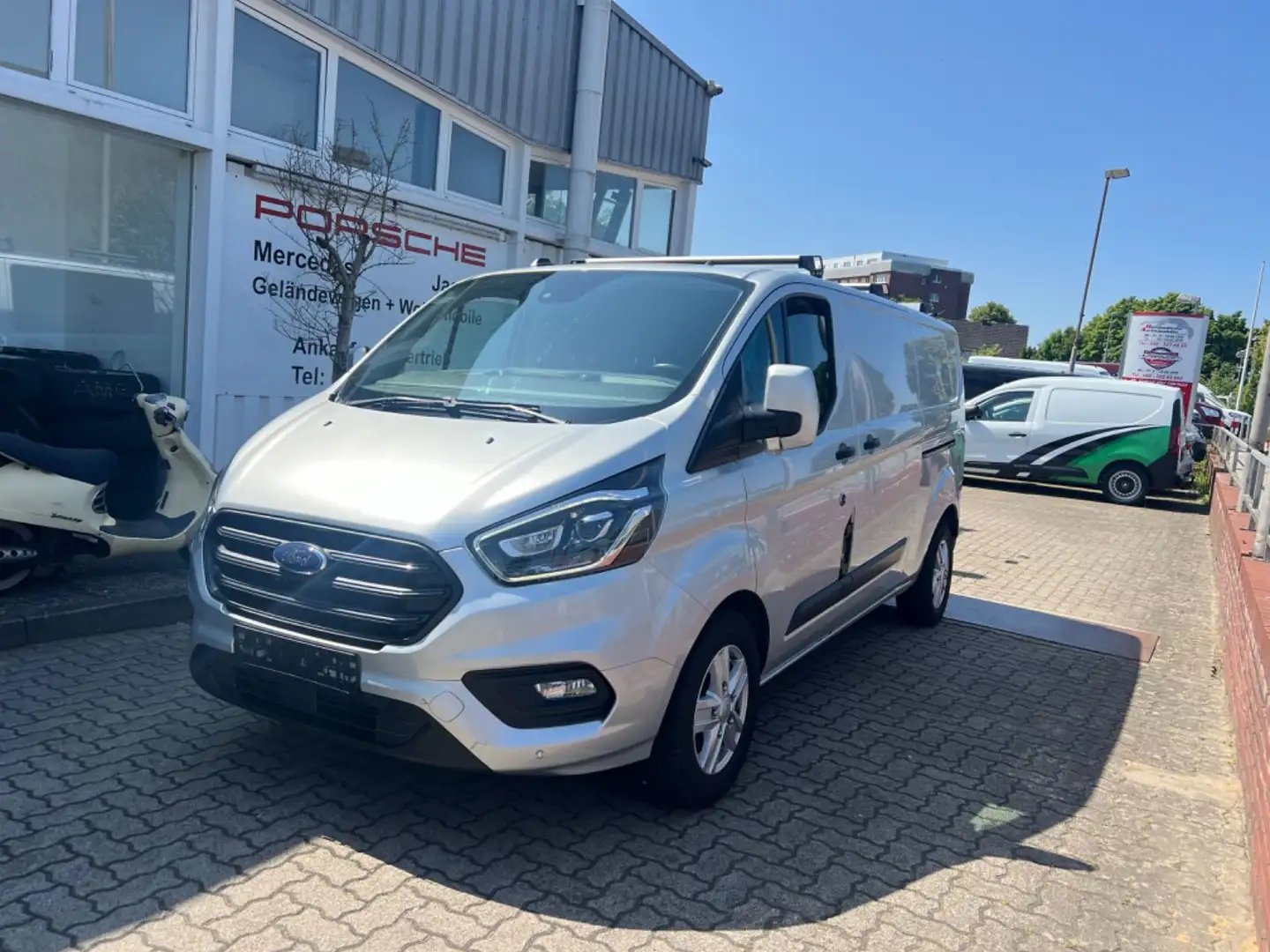 Ford Transit Custom TRANSIT CUSTOM 320 L2 TREND AUTOM./XENON/STANDHZ Argent - 1