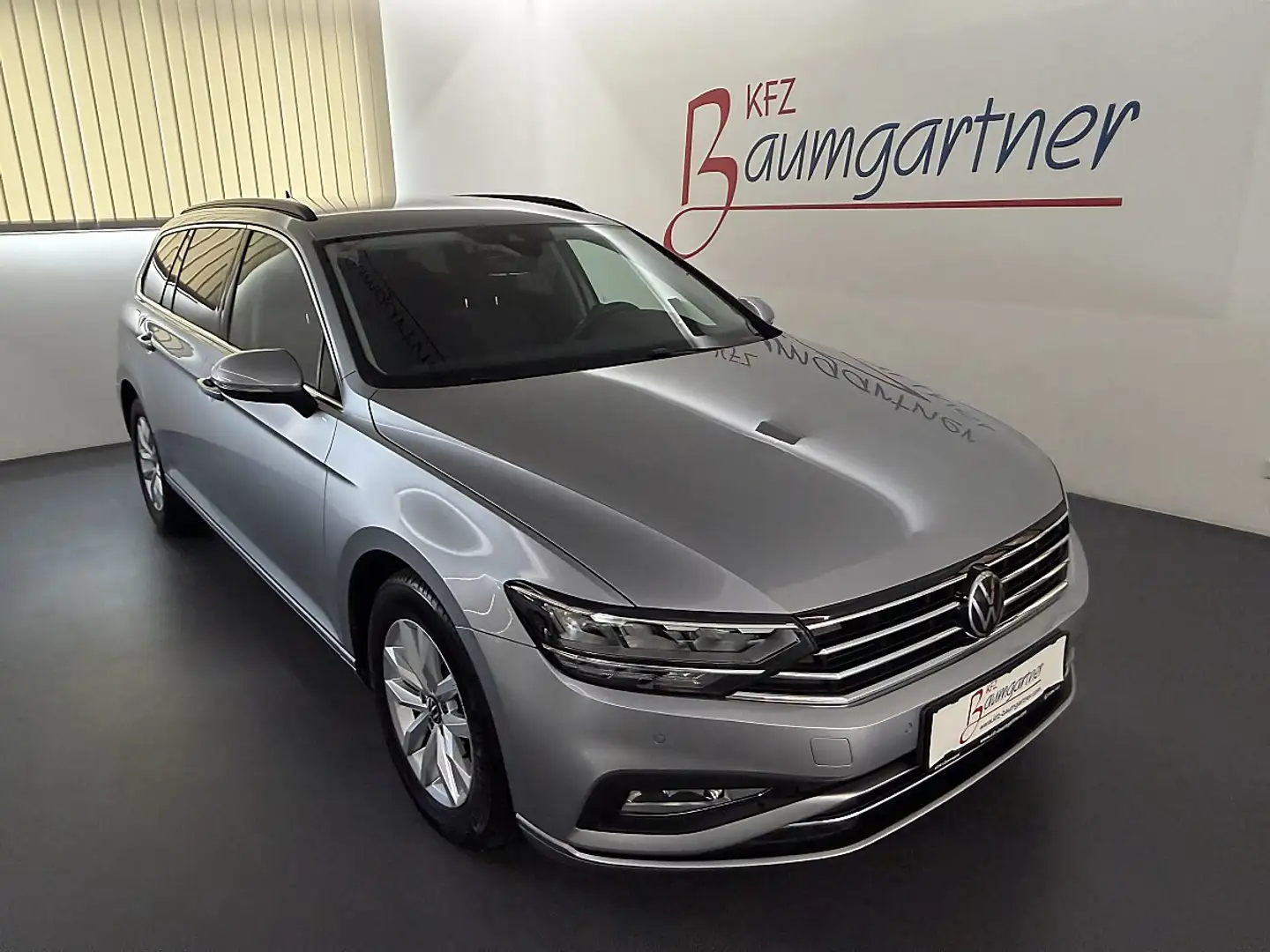 Volkswagen Passat Variant 2,0 TDI DSG *LED*NAVI*ACC*Sitzheizung*Getönte S... Silber - 1