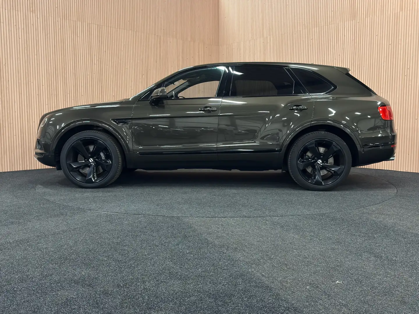 Bentley Bentayga Bentayga W12| Pano| Luchtvering| AHK| Memory| ACC Brun - 2